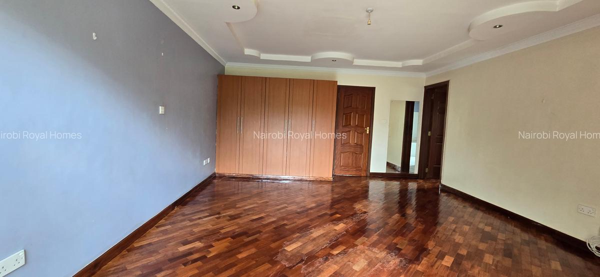4 Bed Townhouse with En Suite at Lavington Green - 6