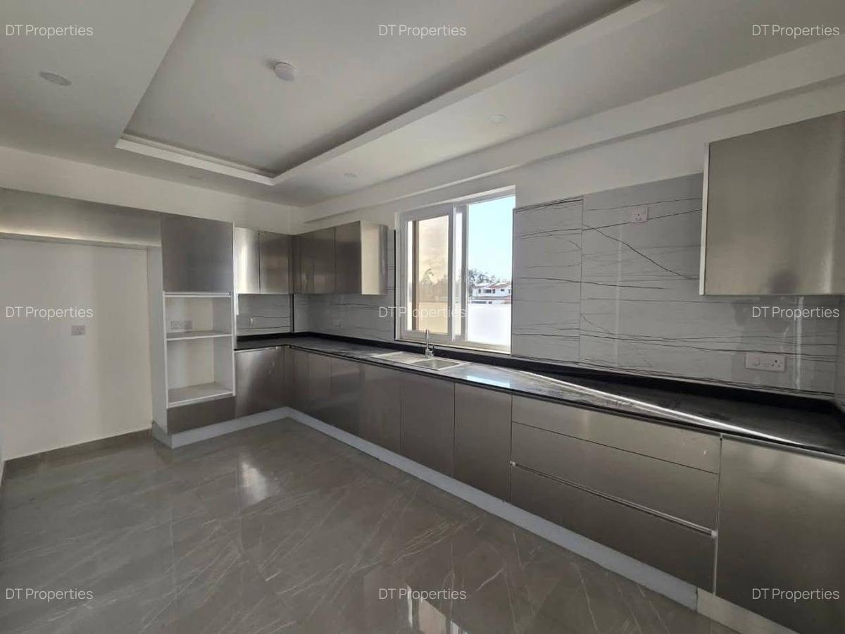 3 Bed Apartment with En Suite at Nyali - 9