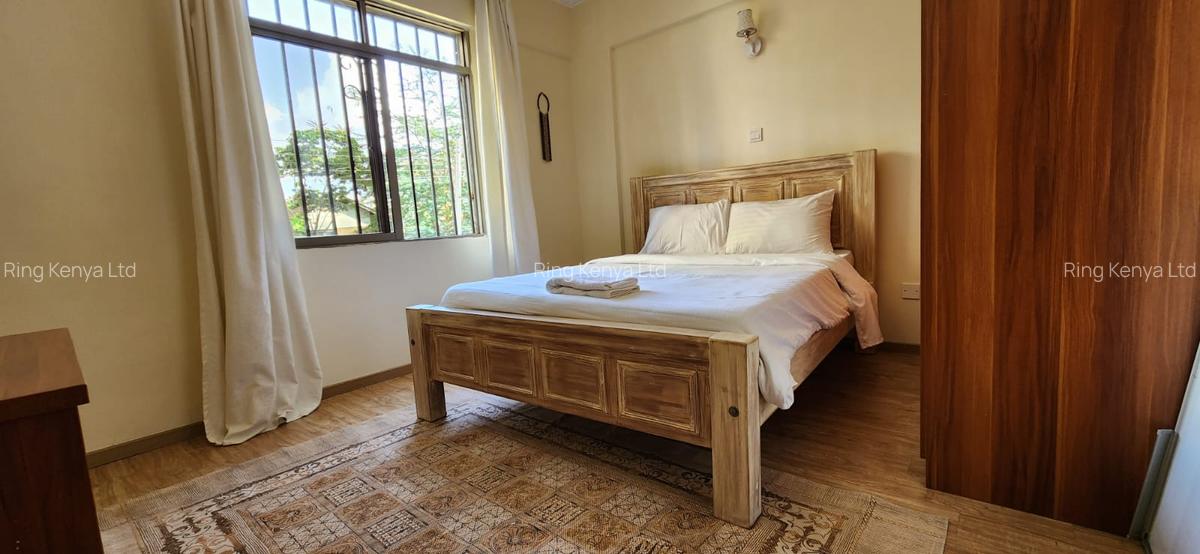 Furnished 3 Bed Apartment with Swimming Pool in Kilimani - 5