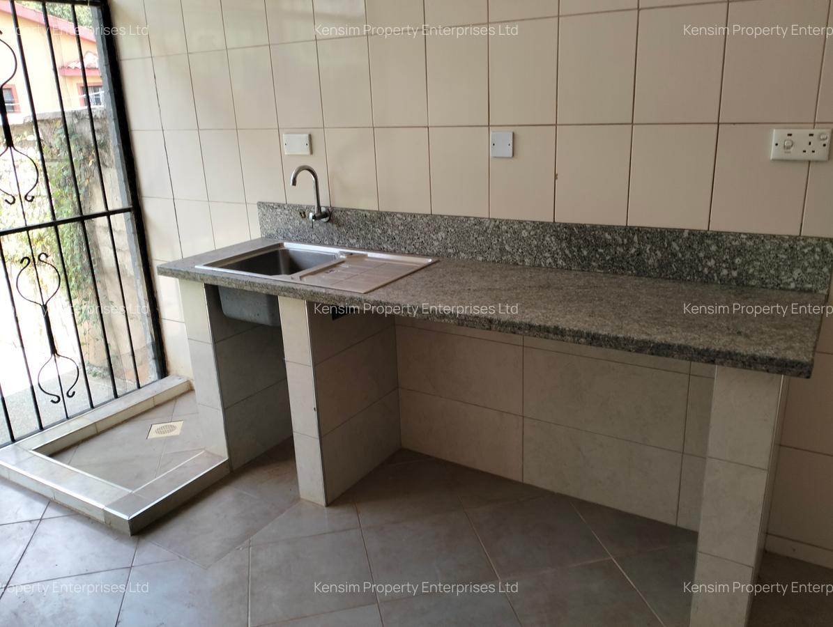 5 Bed Townhouse with En Suite in Westlands Area - 9