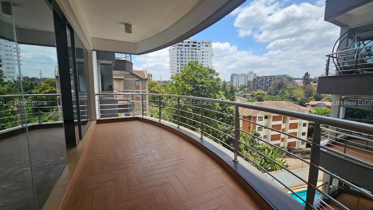 3 Bed Apartment with En Suite at Riverside Lane - 18