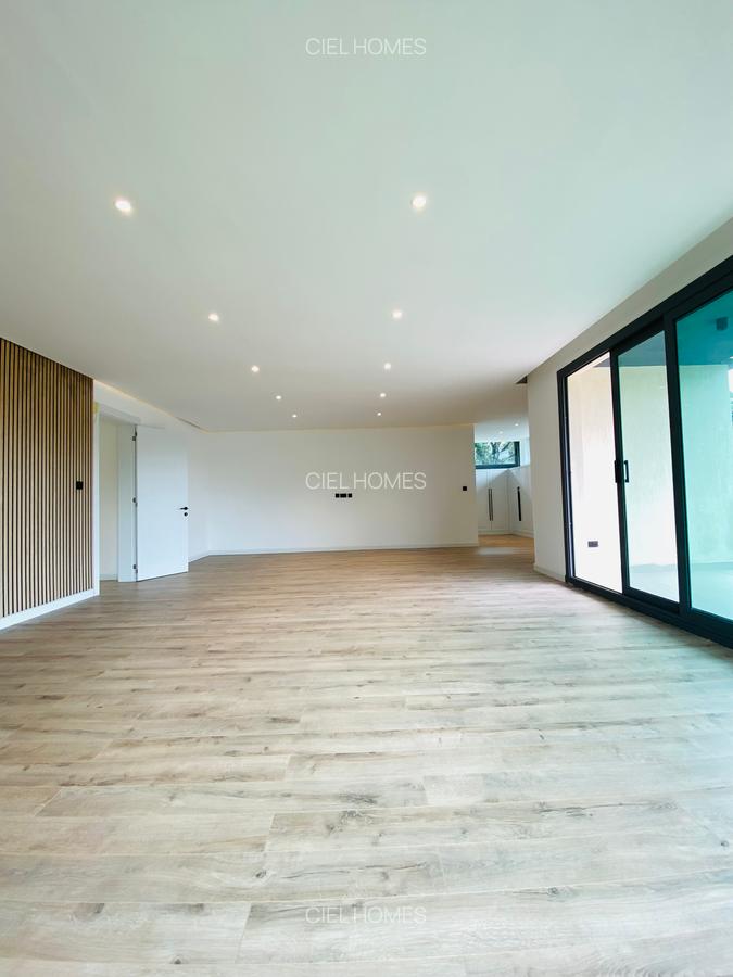 5 Bed Villa with En Suite at Chalbi Drive - 20