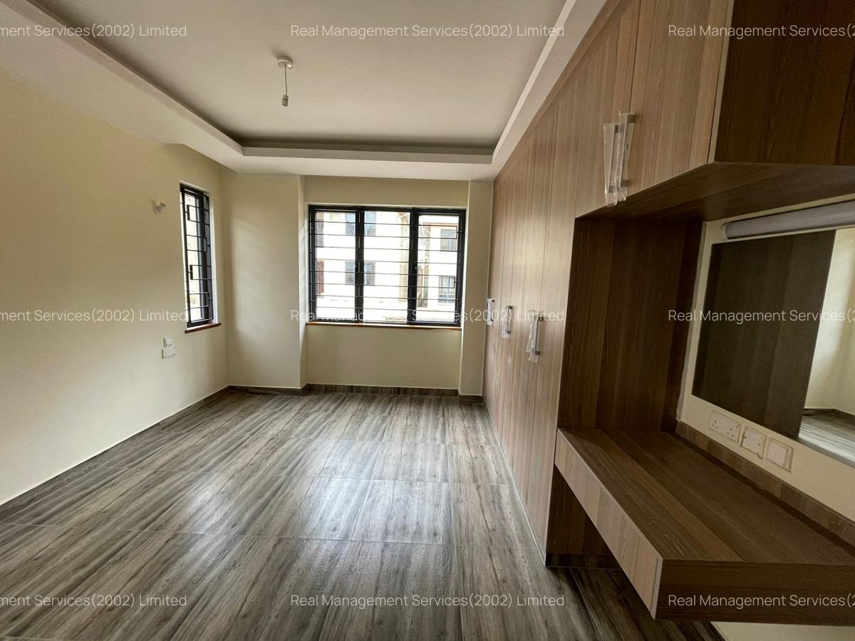 4 Bed Townhouse with En Suite at Othaya Road - 8