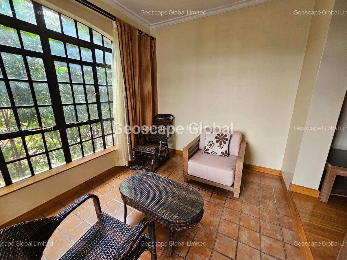 2 Bed House with En Suite in Nyari - 18