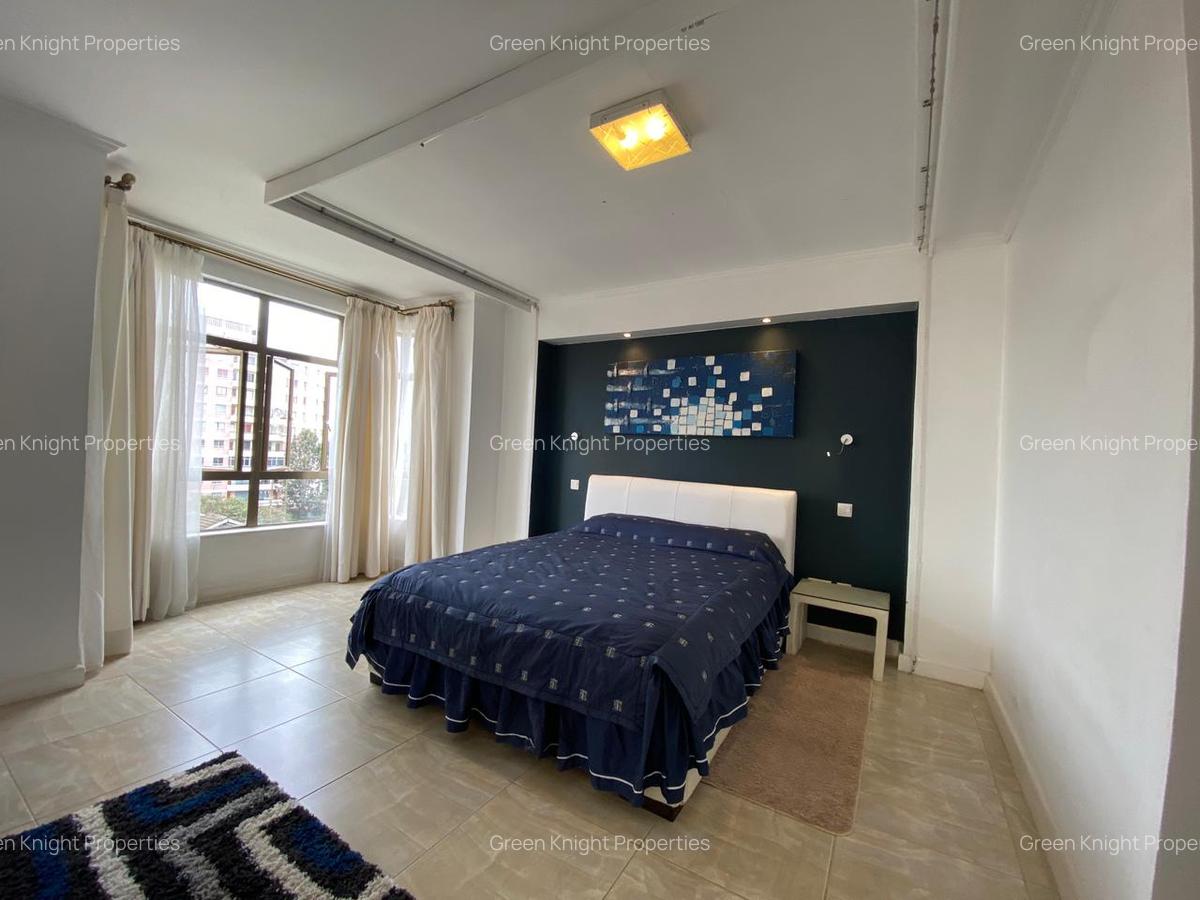 Serviced Studio Apartment with En Suite in Lavington - 8