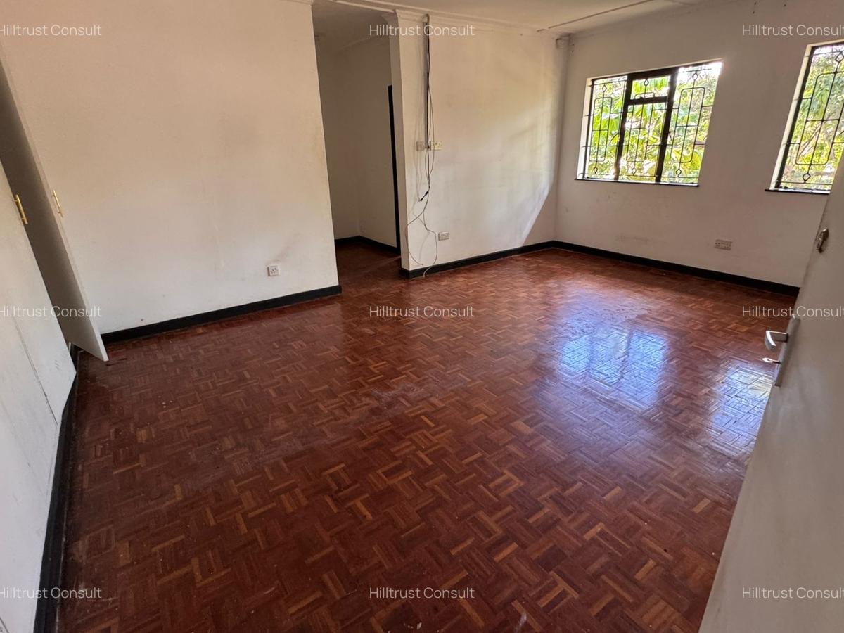 4 Bed Townhouse with En Suite at Off James Gichuru - 5