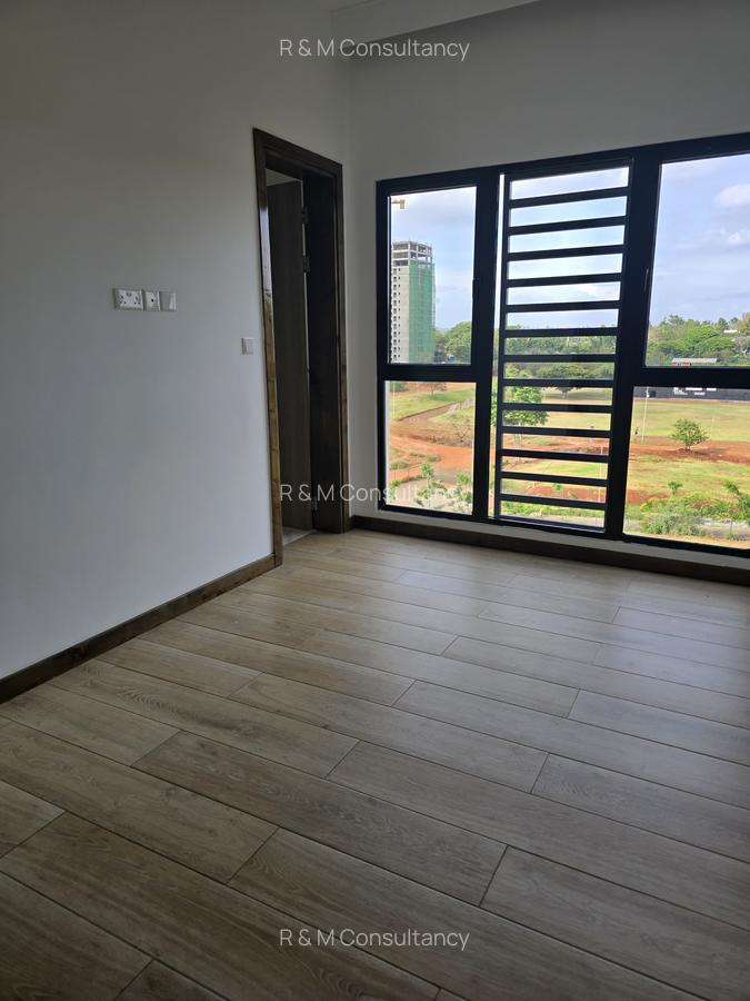 1 Bed Apartment with Gym at Two Rivers Mall - 6