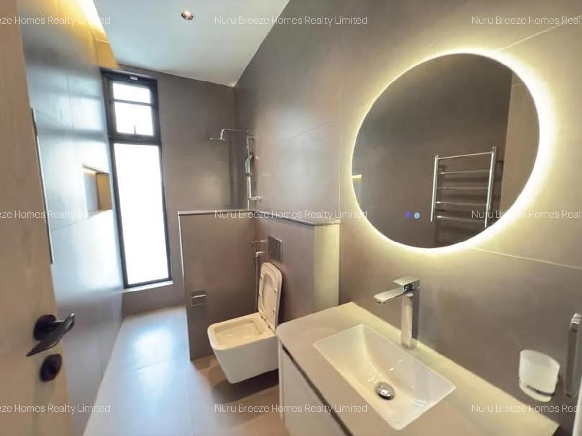 2 Bed Townhouse with En Suite in Lavington - 15