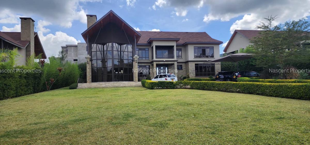 5 Bed Villa with En Suite in Runda - 1