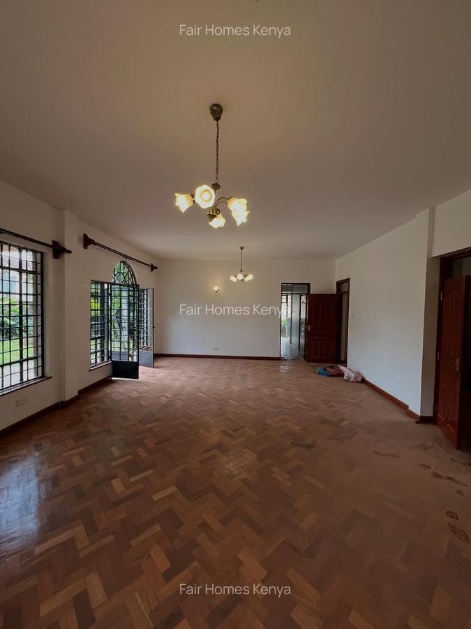 5 Bed Townhouse with En Suite at Kitisuru - 10