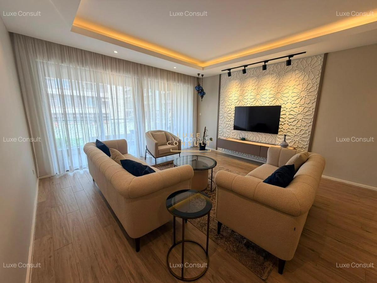Furnished 3 Bed Apartment with En Suite in Rosslyn - 1