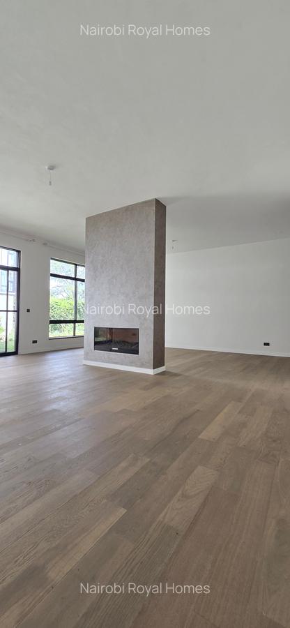 5 Bed Townhouse with En Suite at Lavington Green - 11