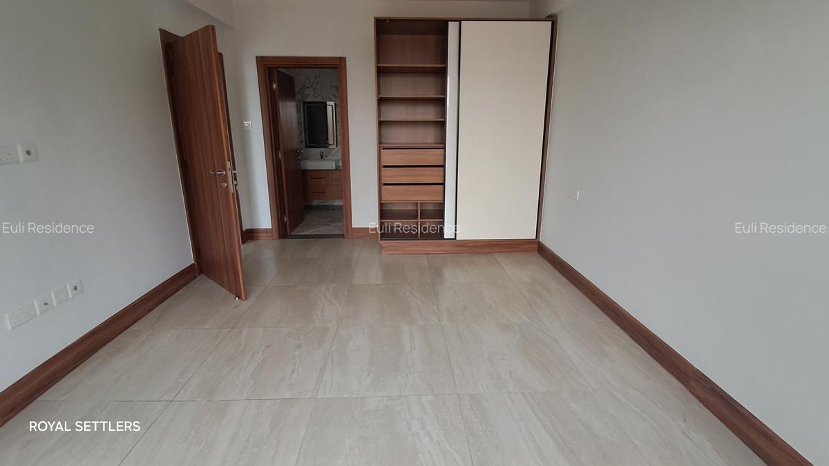 3 Bed Apartment with En Suite at Rhapta Rd - 4