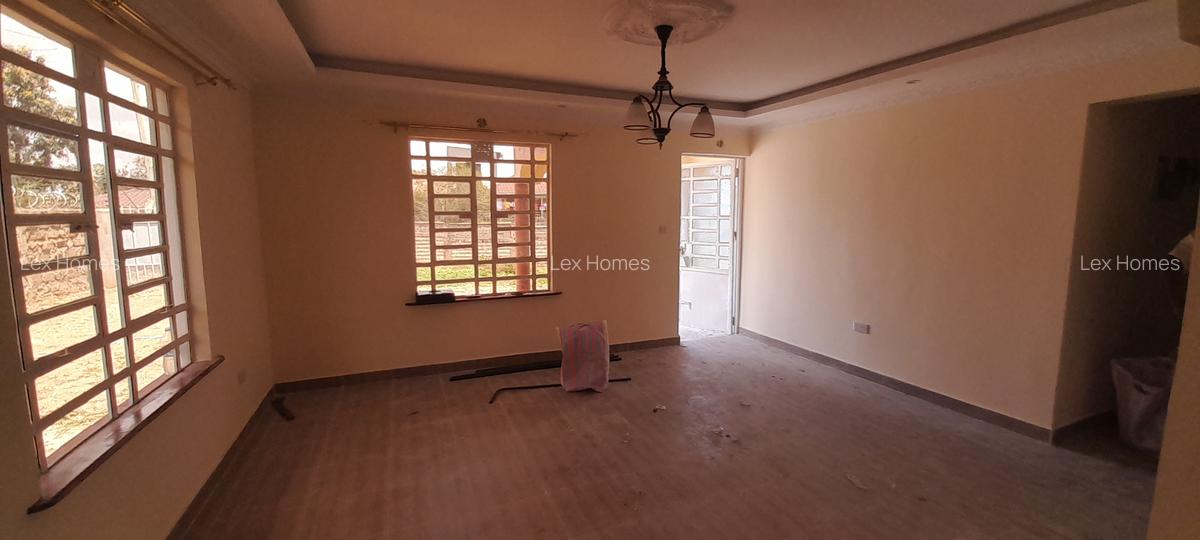 3 Bed House with En Suite at Rimpa - 4