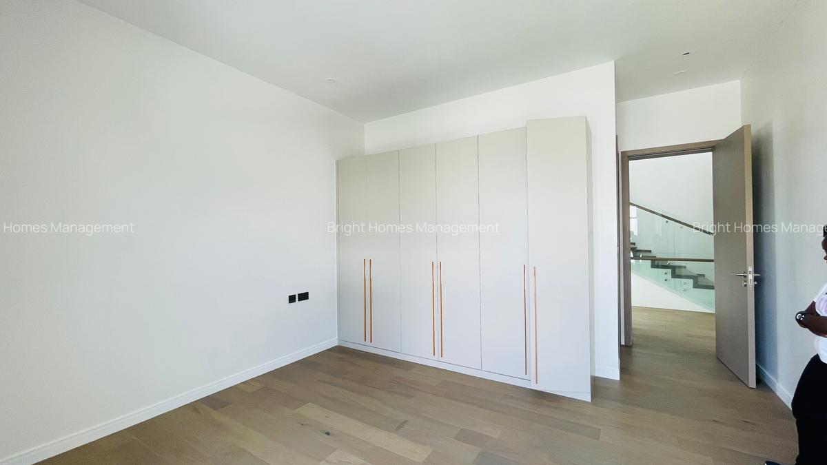 5 Bed Townhouse with Staff Quarters in Lavington - 12