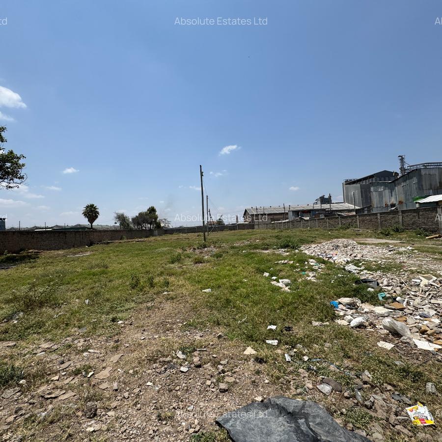 1 ac Commercial Land in Embakasi - 2