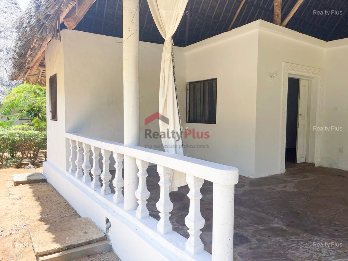 2 Bed Villa with En Suite in Malindi - 2