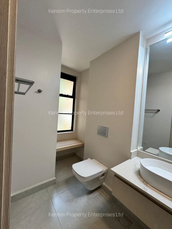 6 Bed Townhouse with En Suite in Lavington - 4