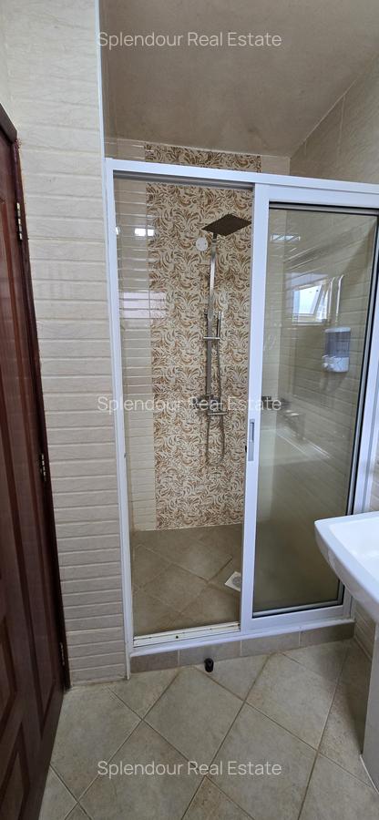 Serviced 4 Bed Apartment with En Suite in Parklands - 3