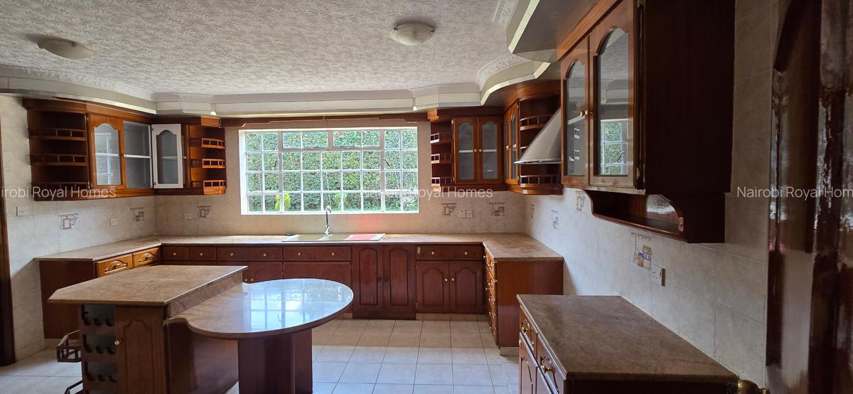 6 Bed House with En Suite at Runda Road - 15