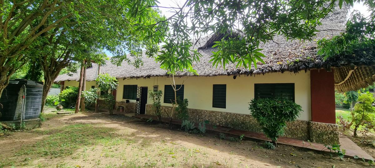 6 Bed Villa with En Suite at Mtwapa - 2