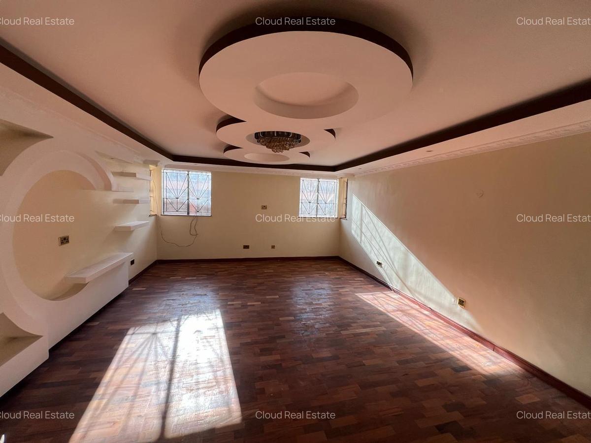 8 Bed House with Staff Quarters in Runda - 9