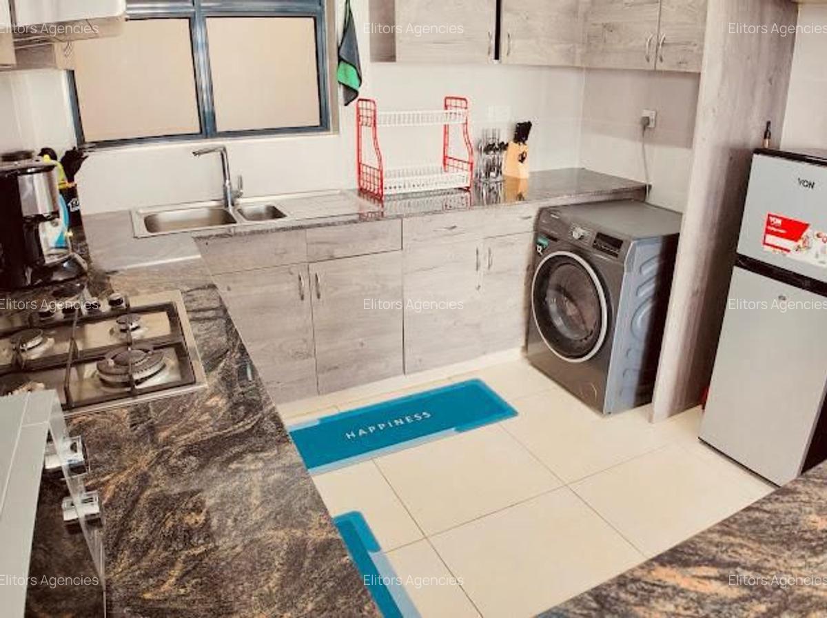 Serviced 2 Bed Apartment with En Suite at Lantana Road - 6