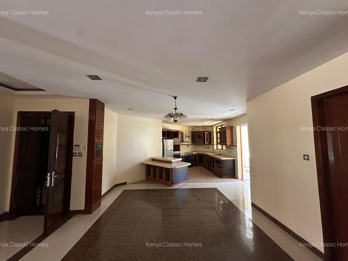 4 Bed Apartment with En Suite at Lavington - 4