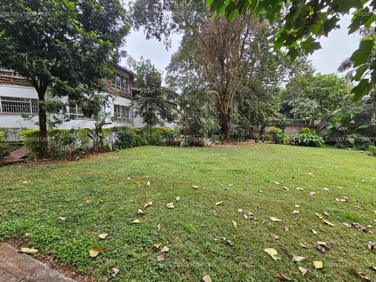 4 Bed House with En Suite in Gigiri - 1