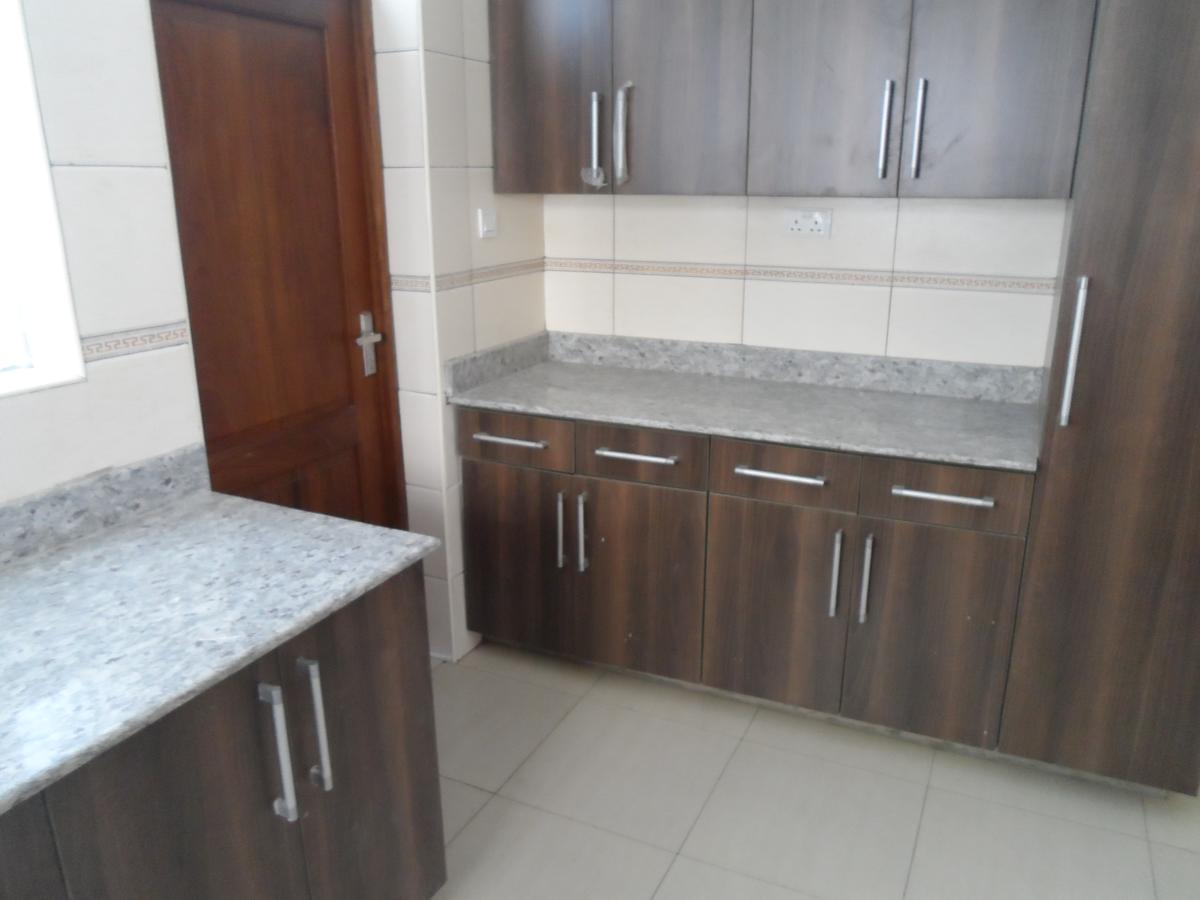 4 Bed Apartment with En Suite at Nyali - 10