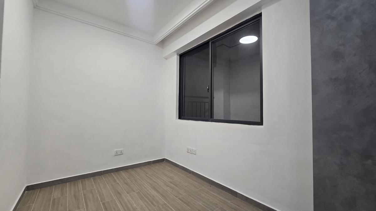3 Bed Apartment with En Suite in Riverside - 9