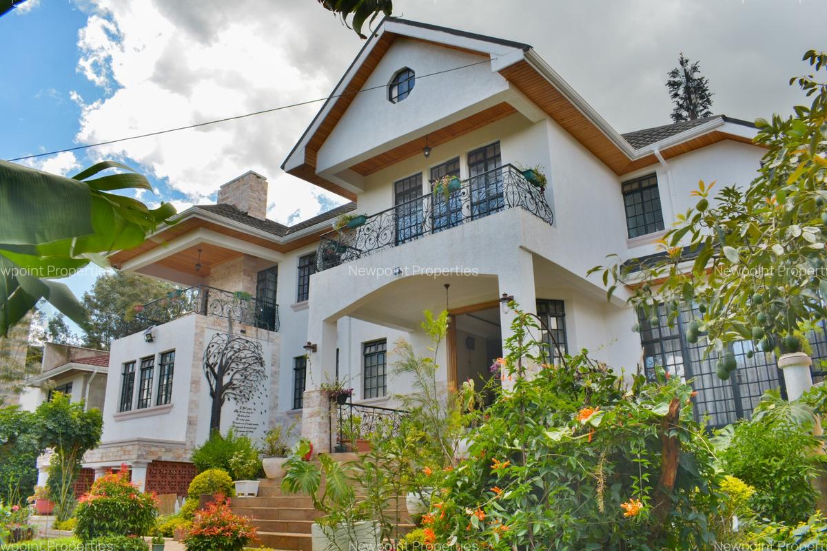 4 Bed House with En Suite in Karen - 1