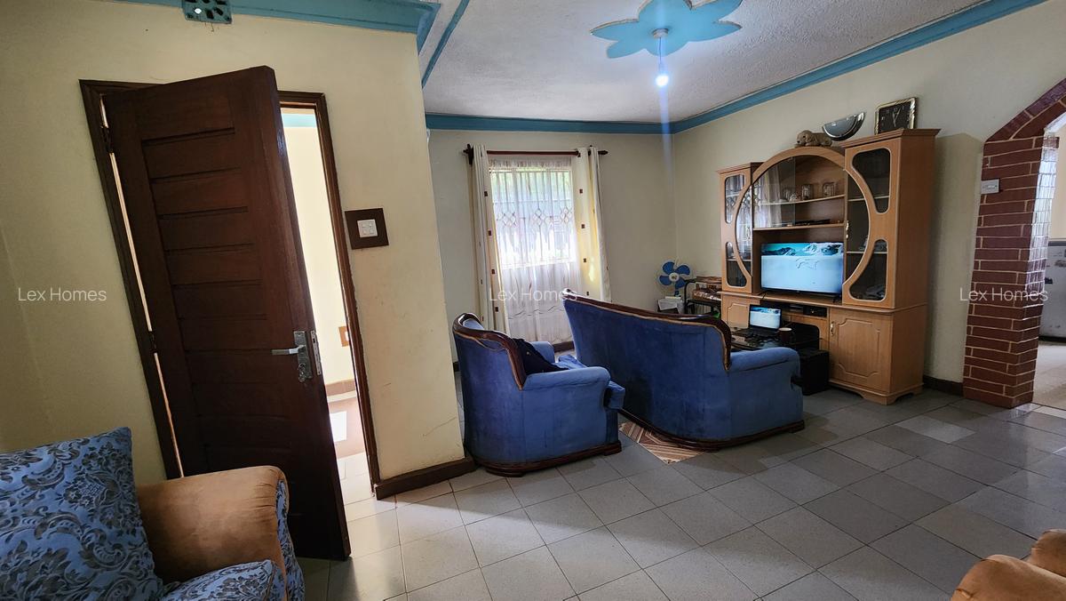 4 Bed House with En Suite at Mashuria - 7