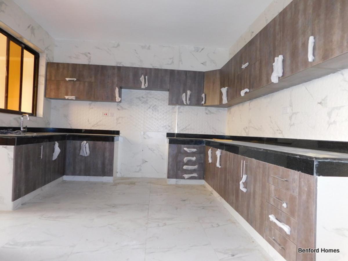 3 Bed Apartment with En Suite at Nyali - 8