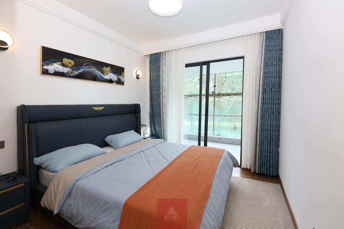 2 Bed Apartment with En Suite at Padmore Road - 6