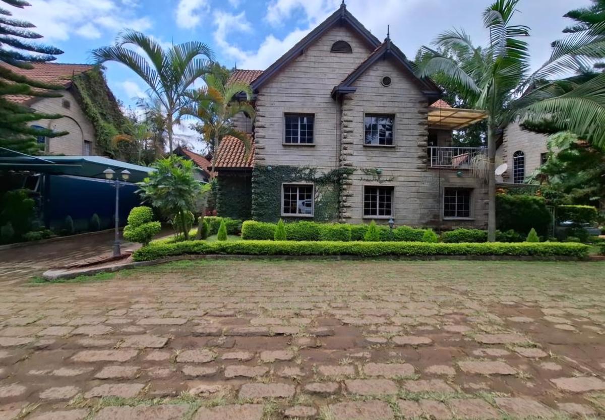 5 Bed Townhouse with Staff Quarters in Lavington - 2