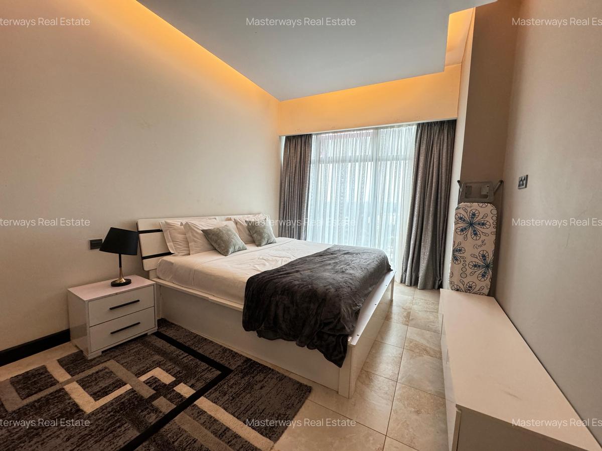 Serviced 2 Bed Apartment with En Suite at Church Road - 8