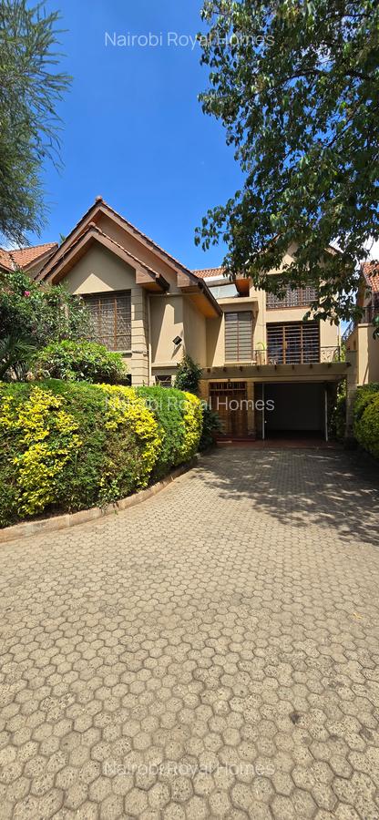 6 Bed Townhouse with En Suite at James Gichuru - 5