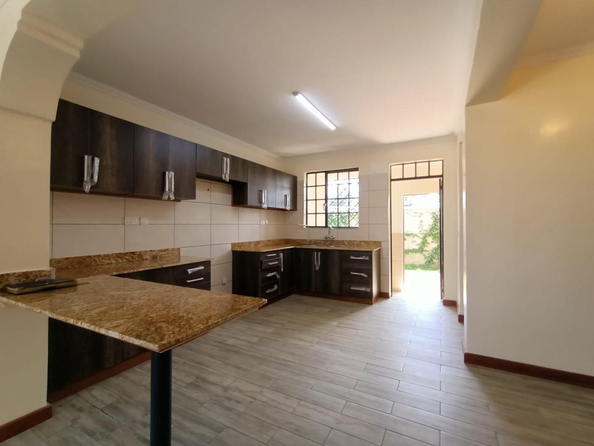 4 Bed Townhouse with En Suite at Kimbo - 9