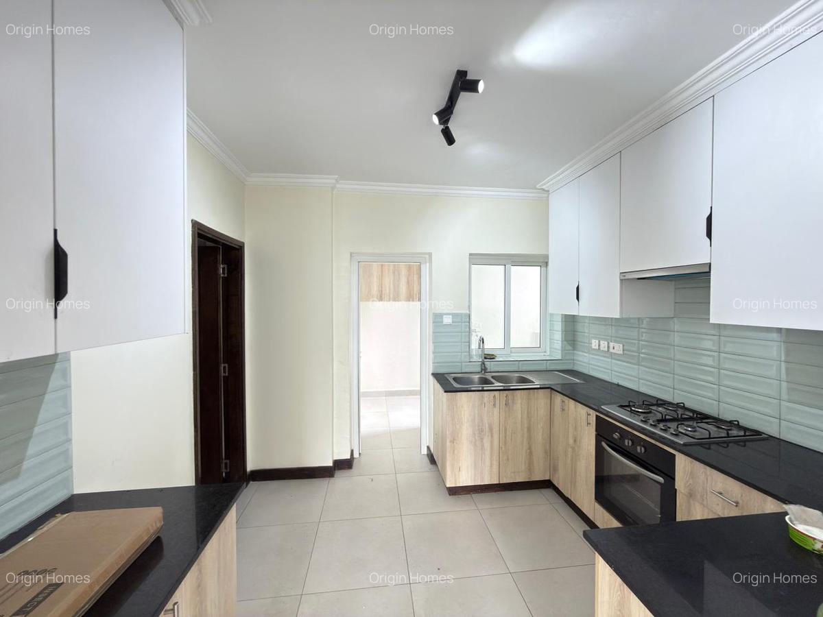 3 Bed Apartment with En Suite at Mombasa Road - 7