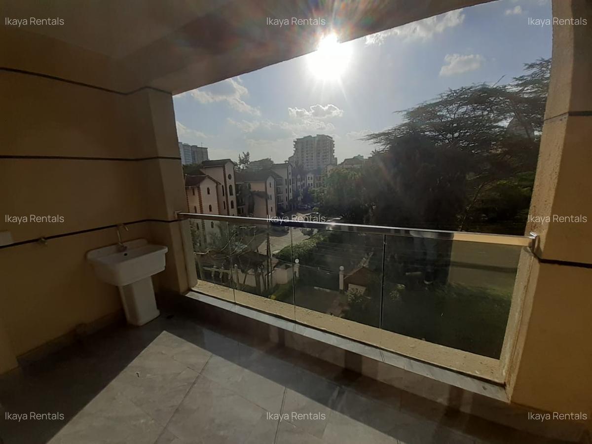 1 Bed Apartment with En Suite in Kilimani - 5