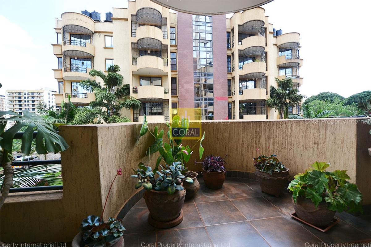 3 Bed Apartment in Parklands - 5