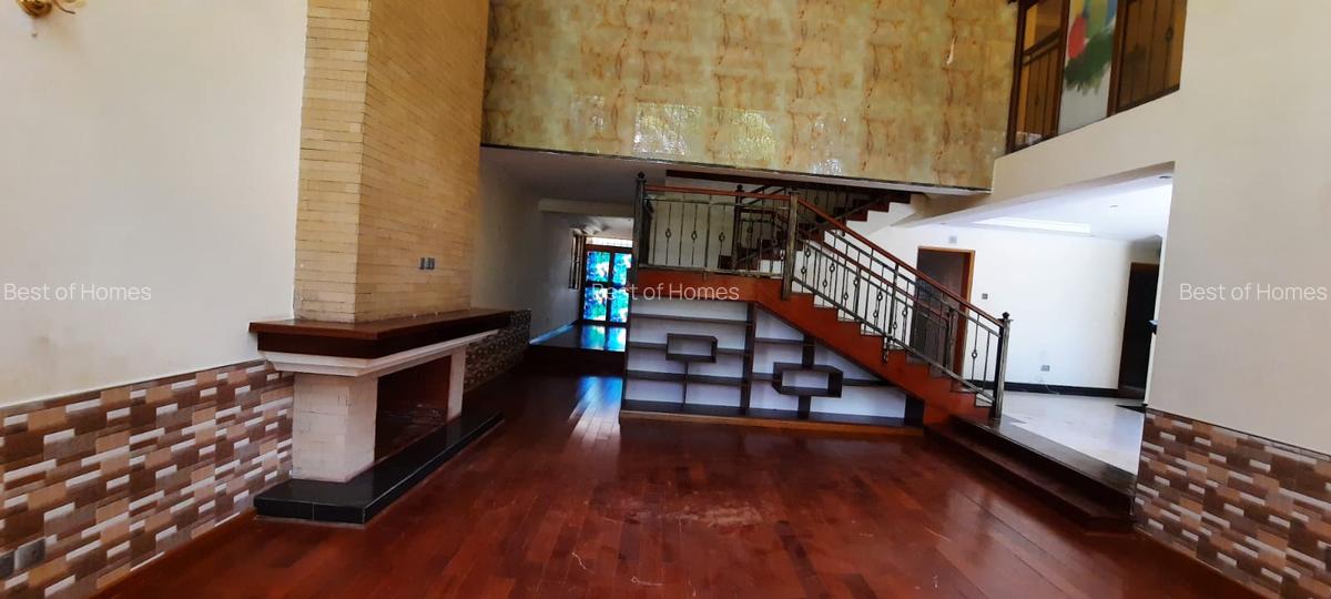 5 Bed Townhouse with En Suite in Lavington - 11