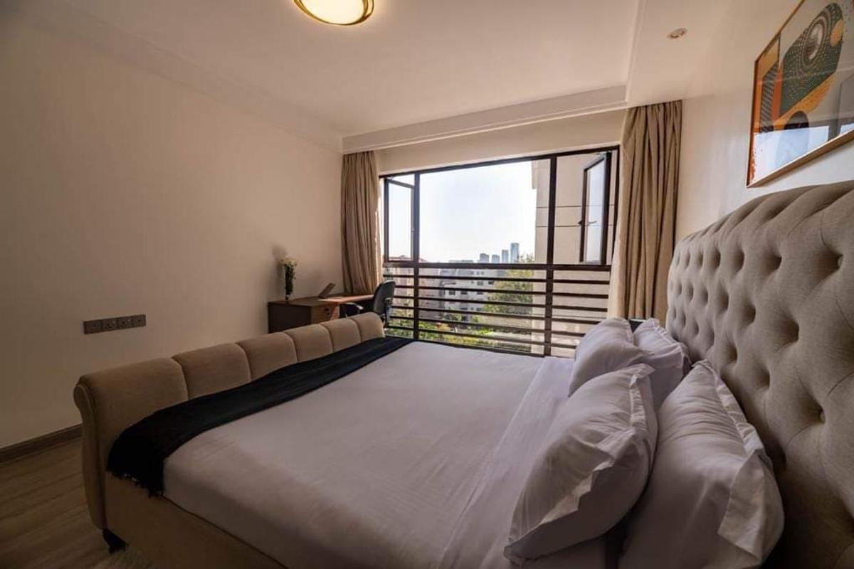 Serviced 3 Bed Apartment with En Suite at River Side Drive - 20