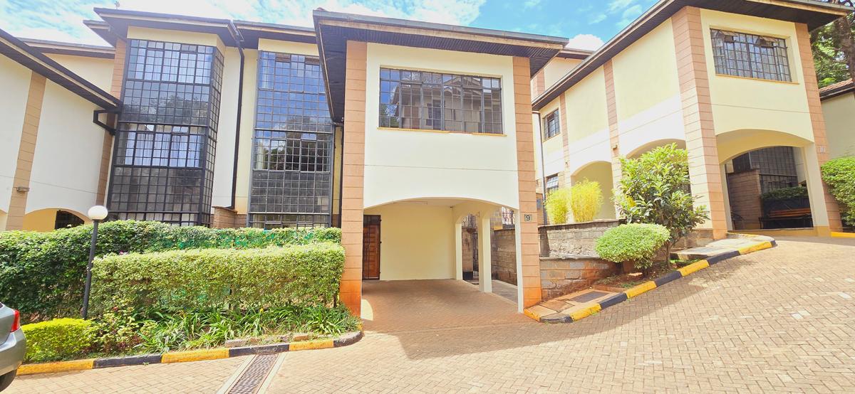 4 Bed Townhouse with En Suite at Off Gitanga Road - 3