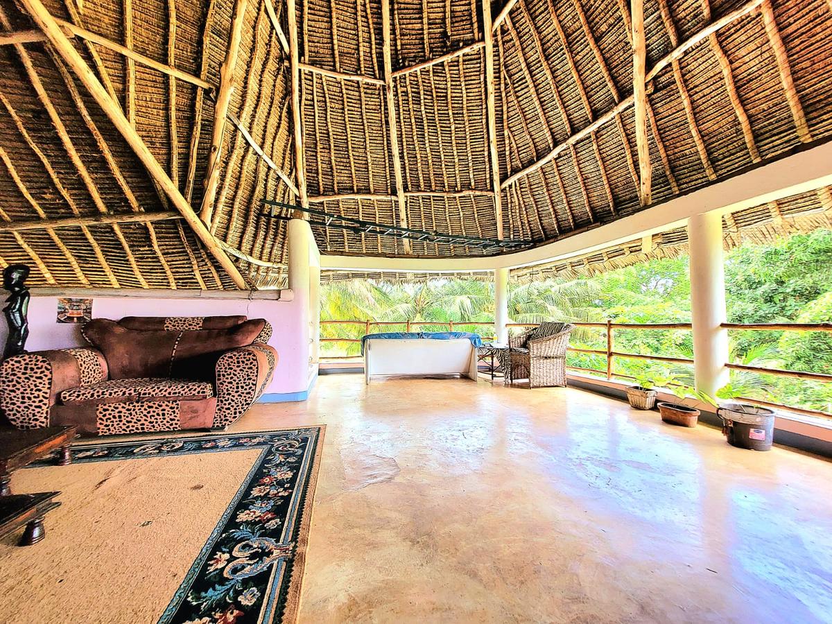 3 Bed Villa with En Suite in Diani - 9