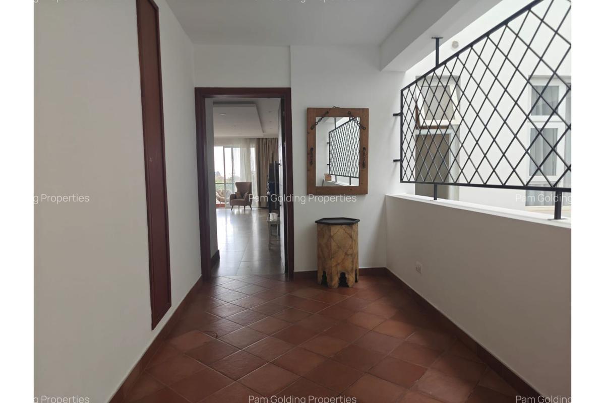 Furnished 3 Bed Apartment with En Suite in Parklands - 5