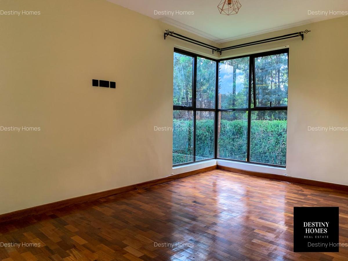 4 Bed Townhouse with En Suite in Karen - 4