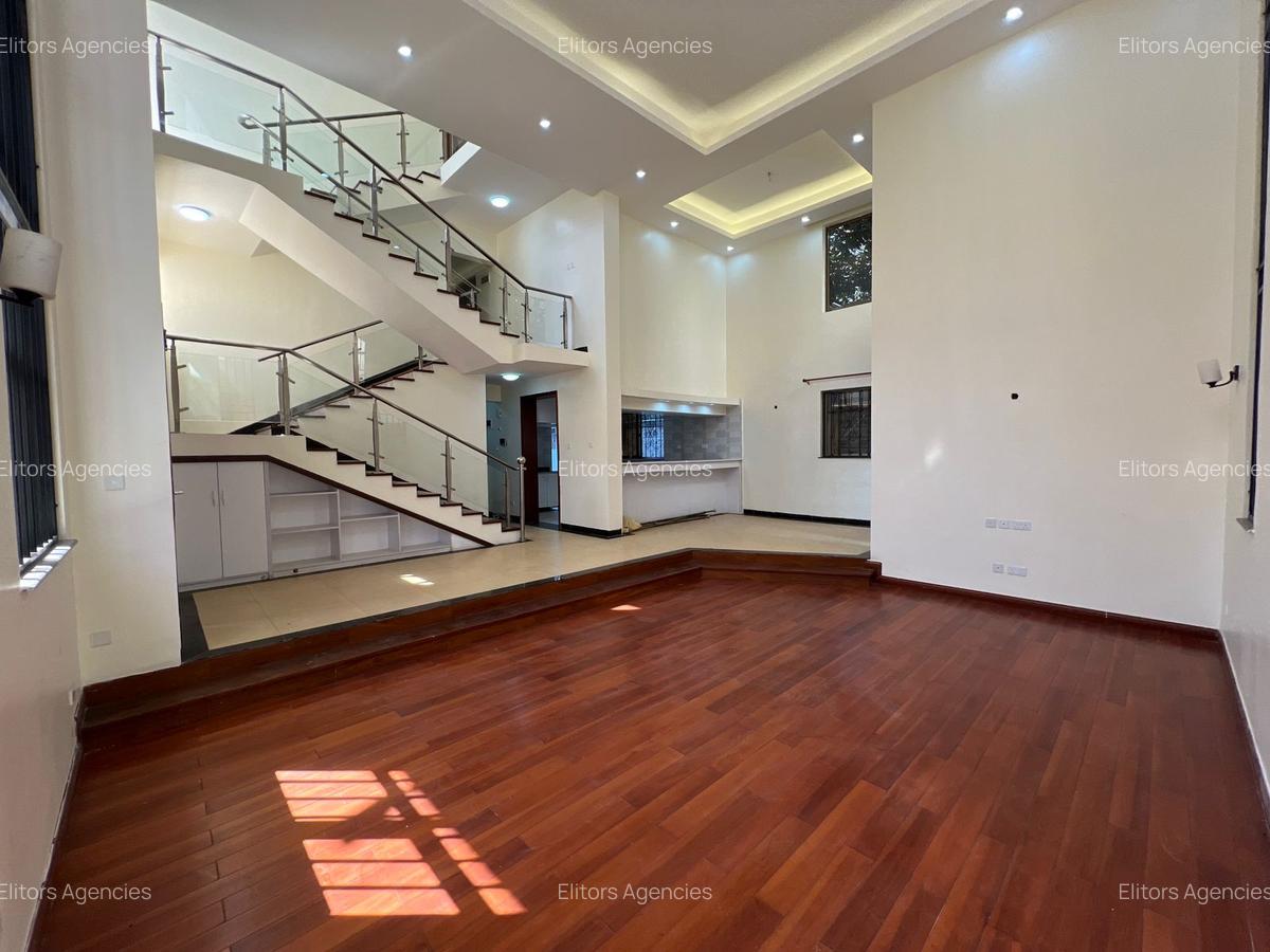 5 Bed Villa with En Suite at Chalbi Drive - 3
