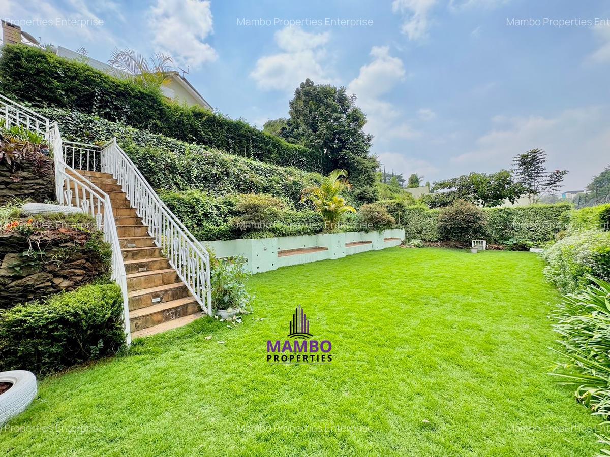 4 Bed Townhouse with En Suite at Westlands - 3